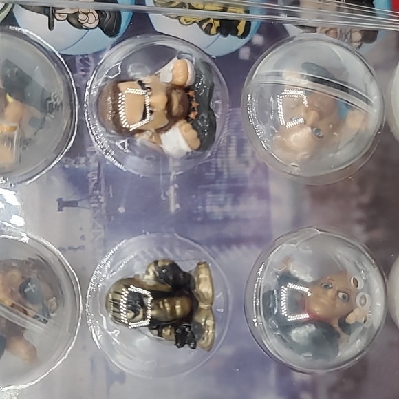 2012 WWE Squinkies 3 Series The Rock, Jake the Snake, Stone Cold Steve Austin - Picture 6 of 14